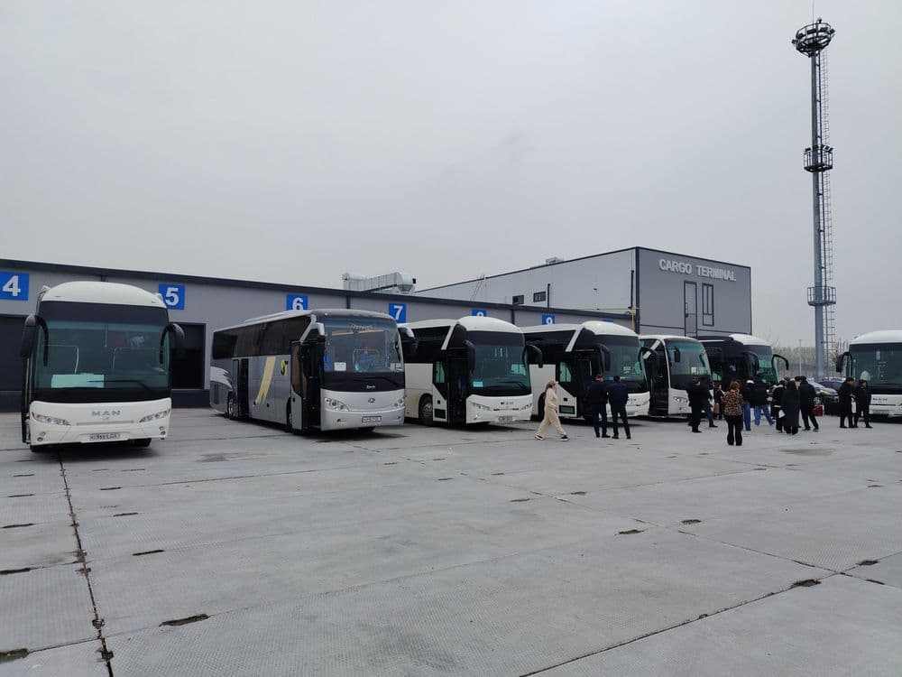 Заказ автобусов. Buyurtma avtobus. Yutong 51  место — 5