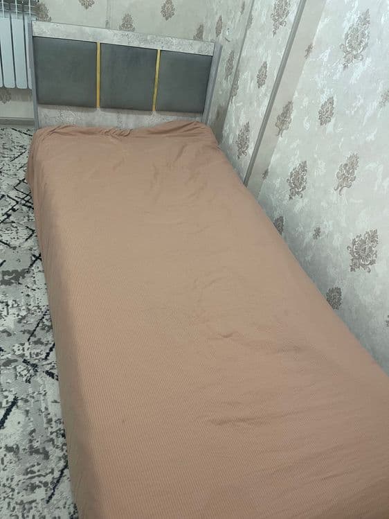 Кровать в отличном состоянии — 1
