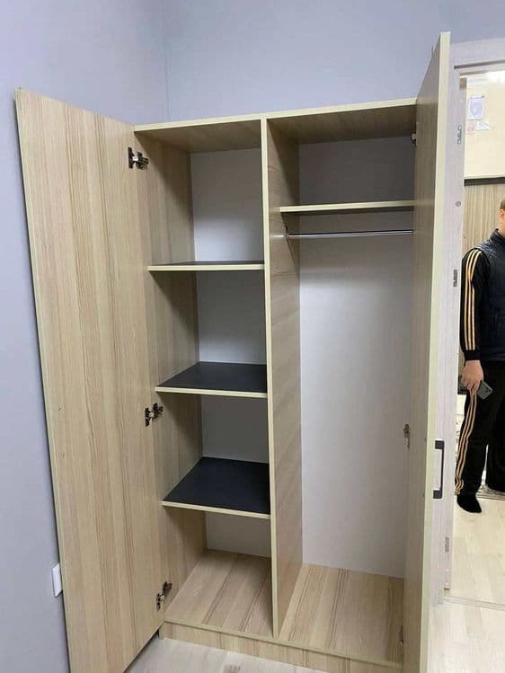 Shkaf va kravat arzon narxda yetkazib  beramiz. shikof шкаф — 1