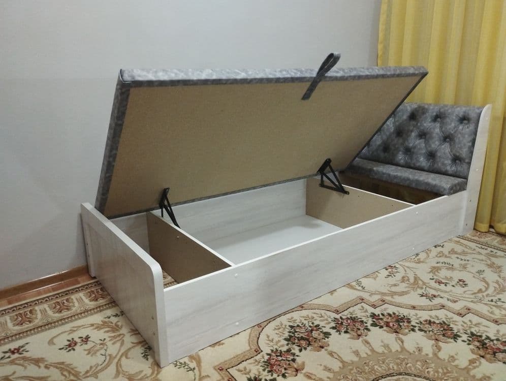 Kravatlar sandiqli — 5