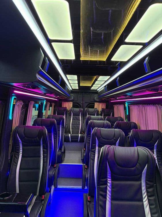 Mikroavtobus Avtobuslar Ekskursiya Sayohat Delegatsiyalar uchun — 2
