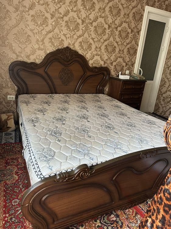2 kishilik krovat matrasi bilan — 2