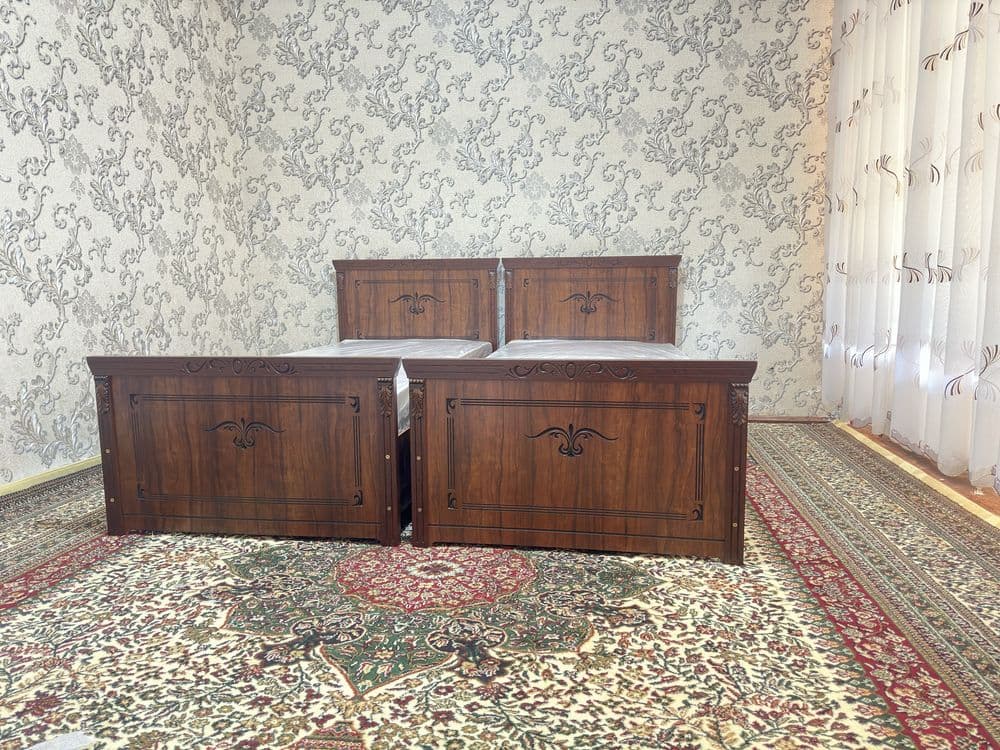 Krovat kravat karavat karavot kalavot kirovat divan — 2