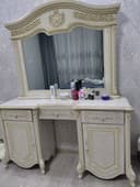 Спальный мебель почти новая