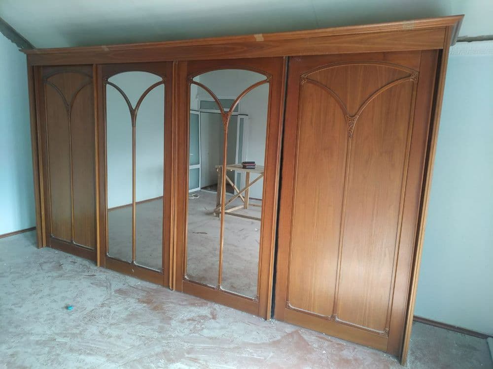 Продам шифонер большой, Германия, дерево — 1