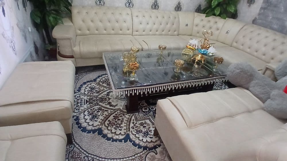 3 ta pufik bilan — 3