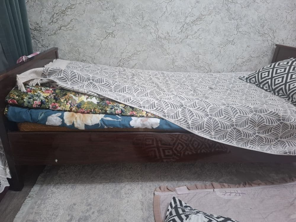 Divan bir kishilik — 2