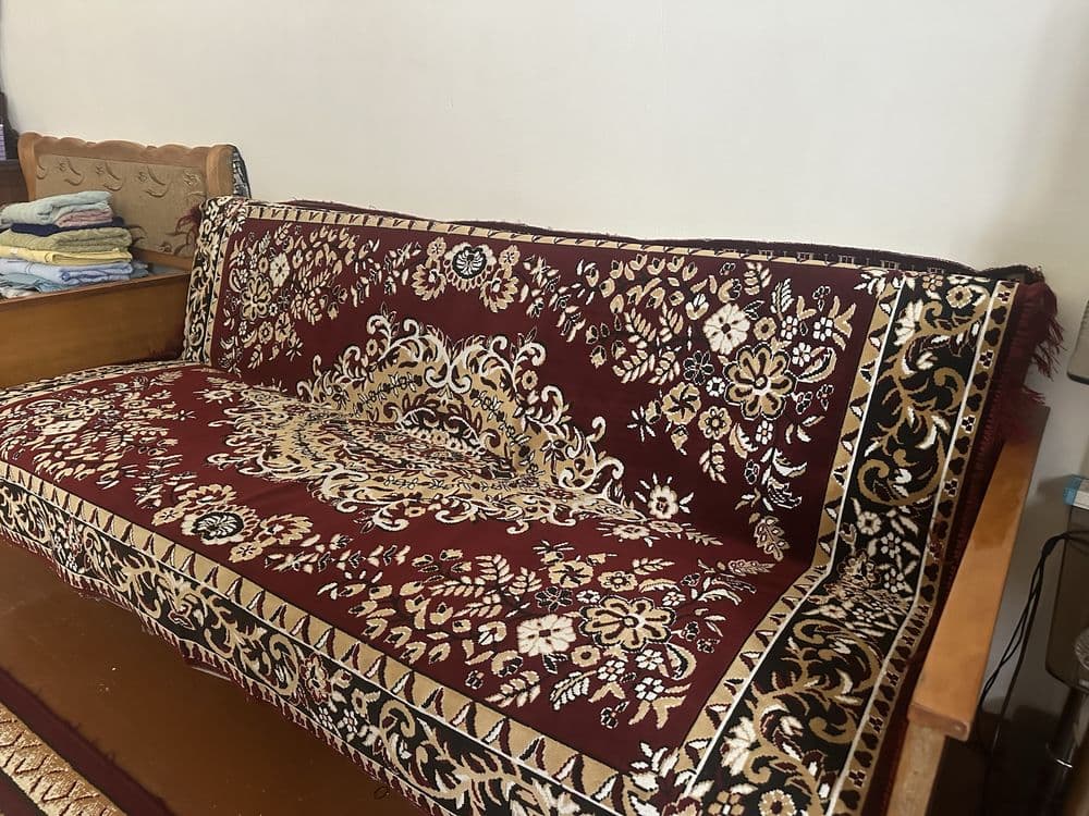 Диван сатилади, бахасы келисимли — 1