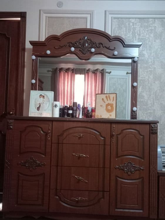 Zudlikk bilan Yotoqxona mebeli sotiladi — 4