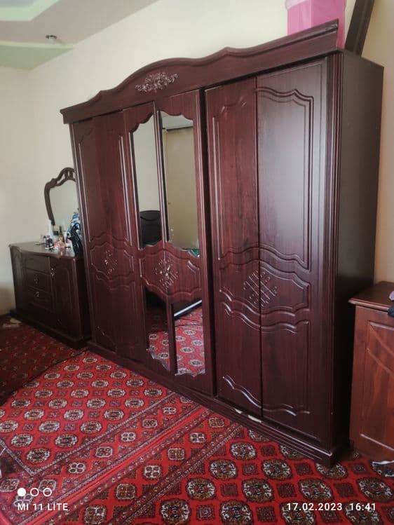 Spalniy garnitur mebel sotiladi — 1
