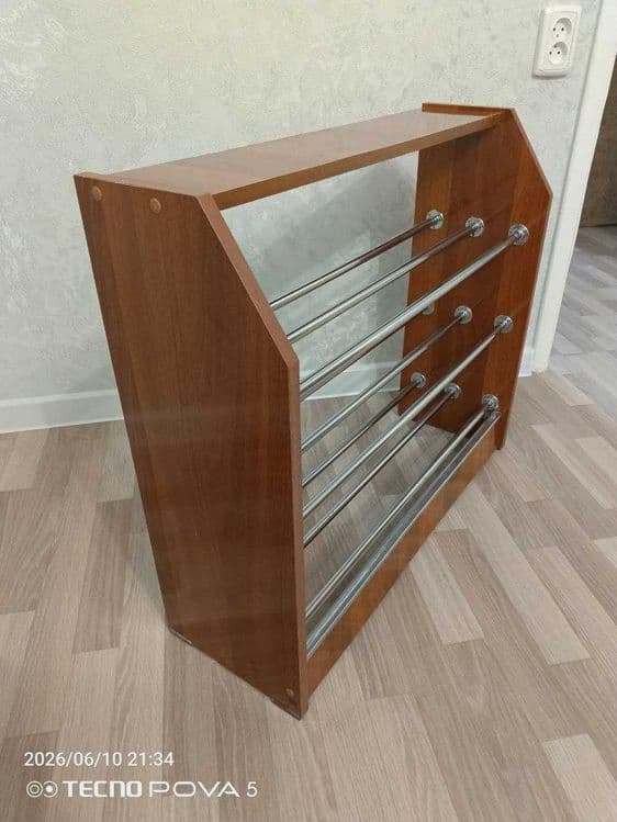 Продаётся стильная б/у подставка для обуви — 3
