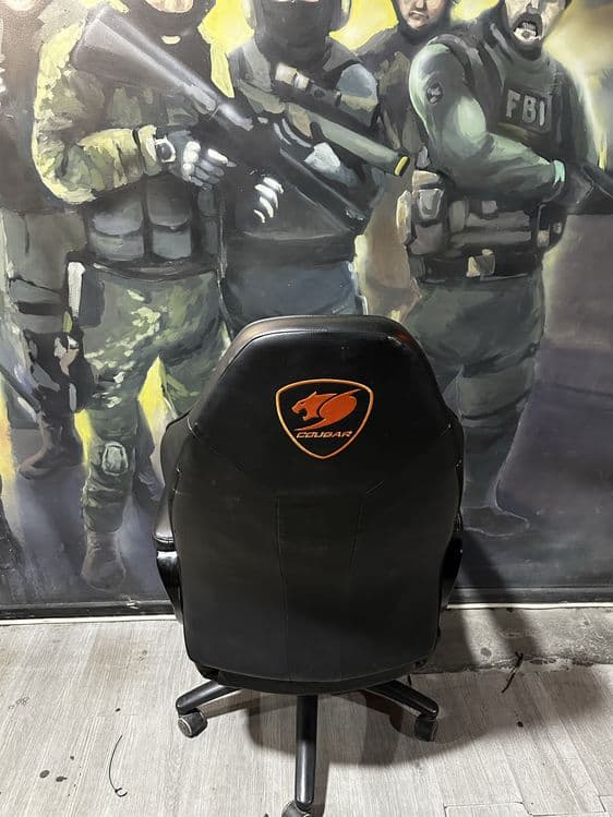 Cougar Fusion kreslo 36$ — 4
