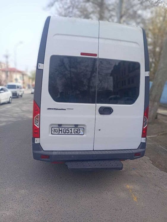 O'zbekiston bo'ylab sayoxat uchun mikrobus xizmati — 4