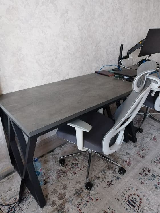 Kreslo va Loftbek stol — 1