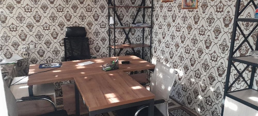 Ofis mebellari alo xolatda — 1
