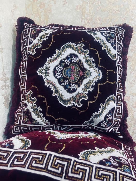 Продам срочно корпача и подушки — 1