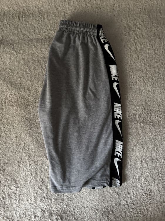 Продам Шорты Nike — 3