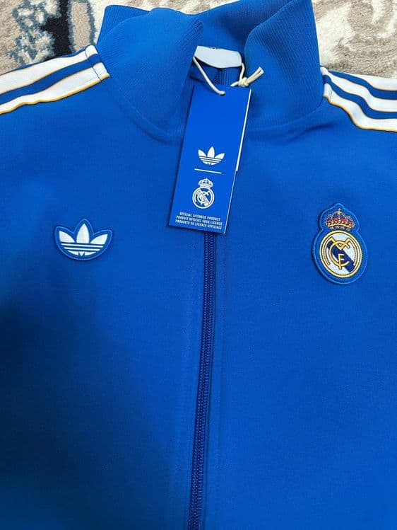 Спортивный костюм ADIDAS  оригинальный привезли из Кореи супер качеств — 1