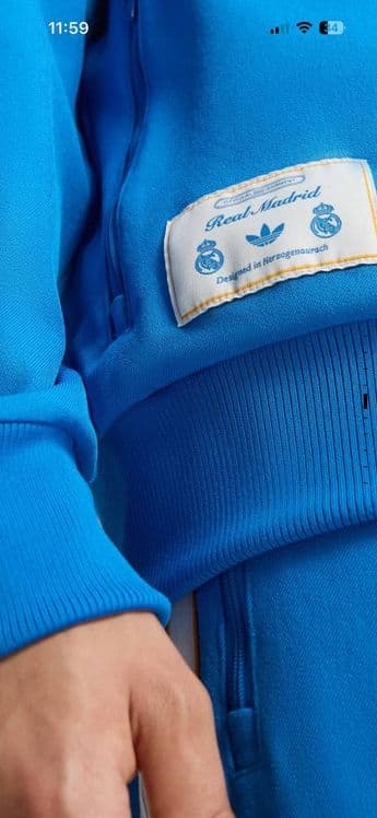 Спортивный костюм ADIDAS  оригинальный привезли из Кореи супер качеств — 2