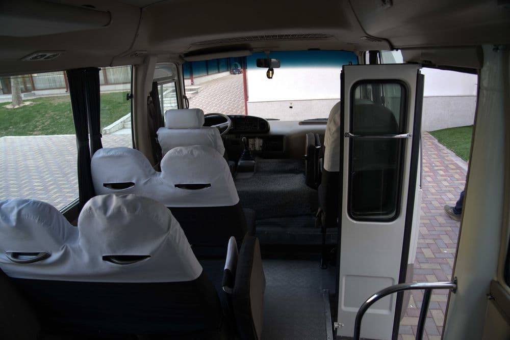 Встреча и проводы с аэропорта и экскурсия по Ташкенту Toyota Coaster — 5