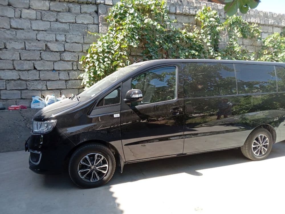 Такси в Горы/Амирсой/Чимган/Чарвак/Бочка/Кумишкон  JAC M3 8+1 Минивен — 1