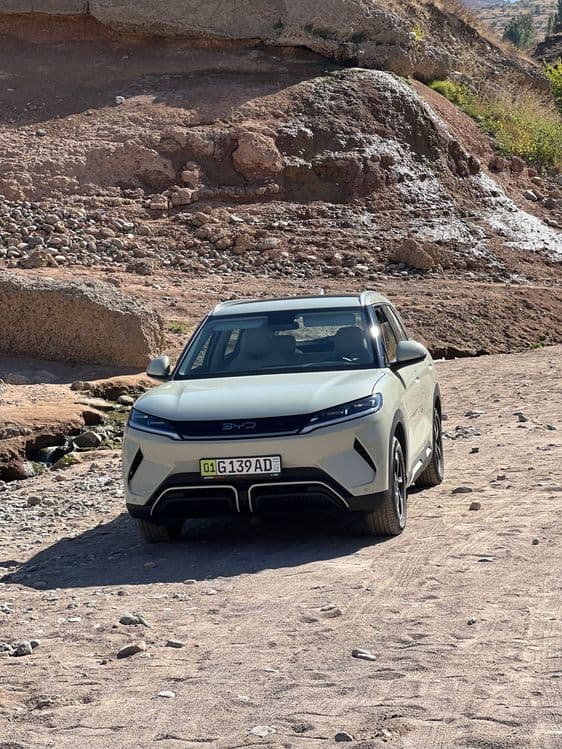 Поезка в горы:  Чарвак, Амирсой, Бочка Электромобиль BYD YUAN UP — 1