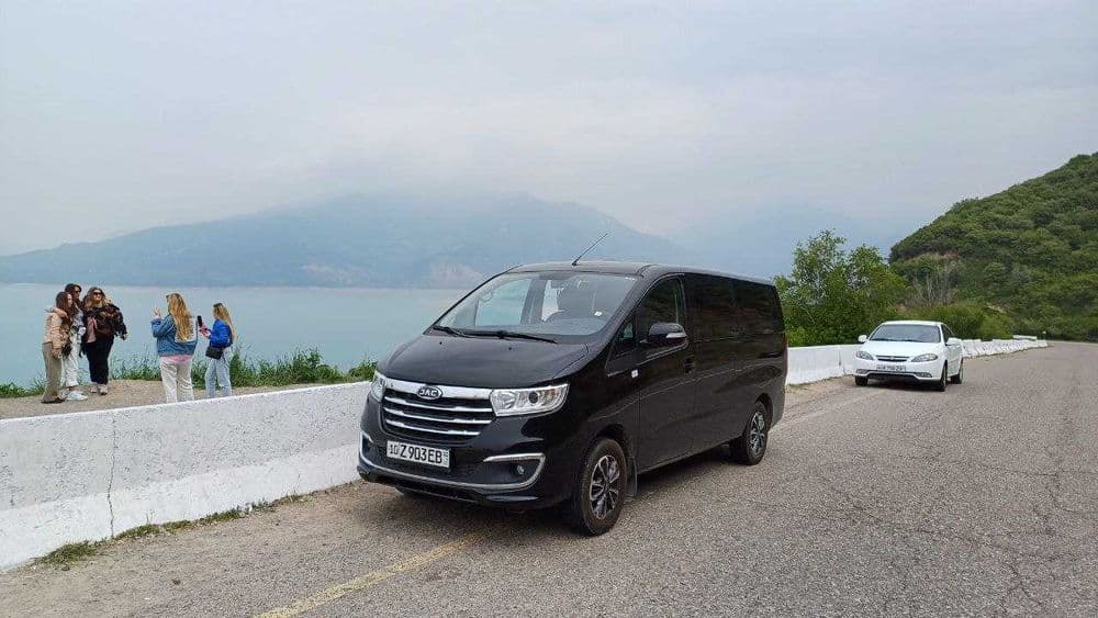 Такси в горы на минивене (8 мест)  JAC M3 Водитель со знанием English — 2