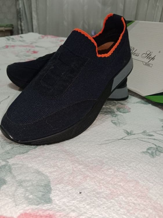 Срочно продам новый скечерс — 1