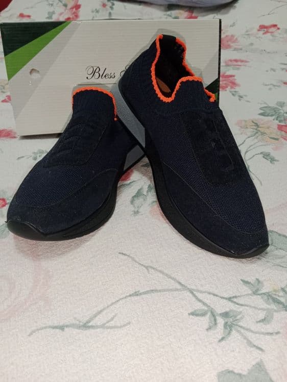 Срочно продам новый скечерс — 2