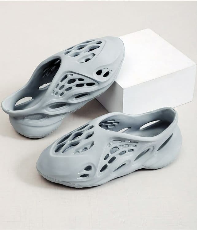 ADIDAS Yeezy Foam Runner — 2