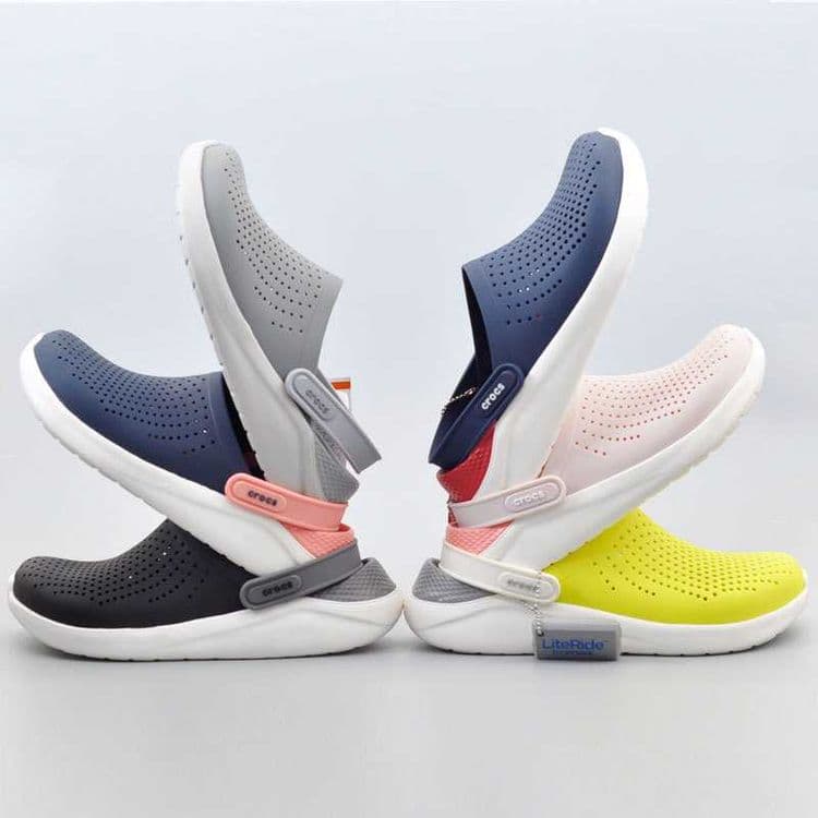 Crocs мужские и женские тапочки — 1
