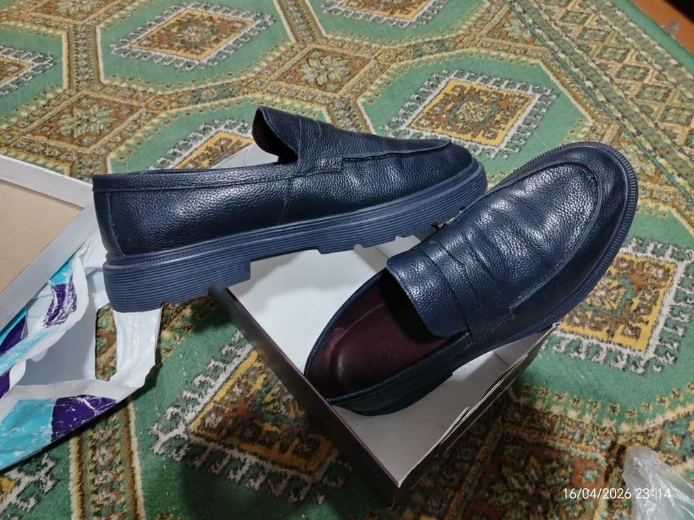 Penny loafer nomni  poyabzal
Mahsulotlar
Vizual mosliklar

undefined
u — 3