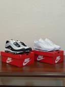 В продаже кроссовки Nike