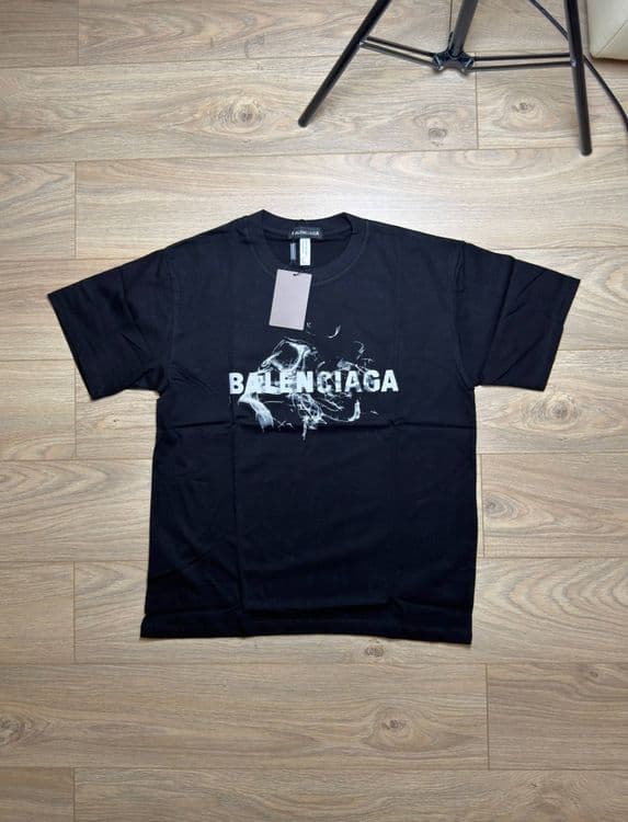 Balenciaga t-shirts — 1