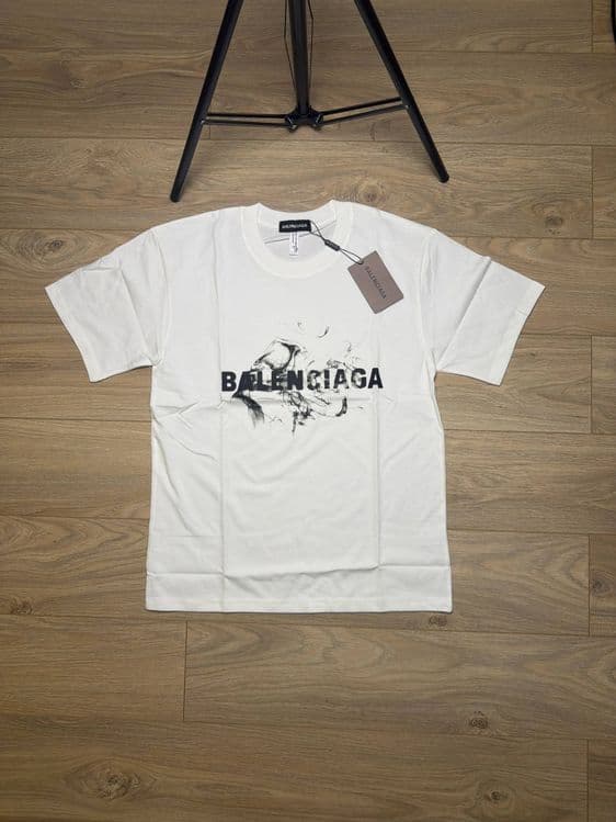 Balenciaga t-shirts — 2