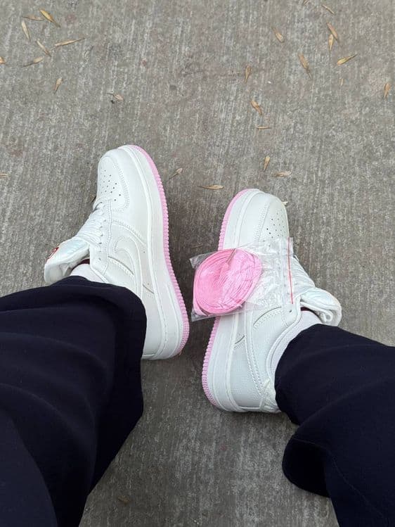 Nike Air Forse  1 — 2