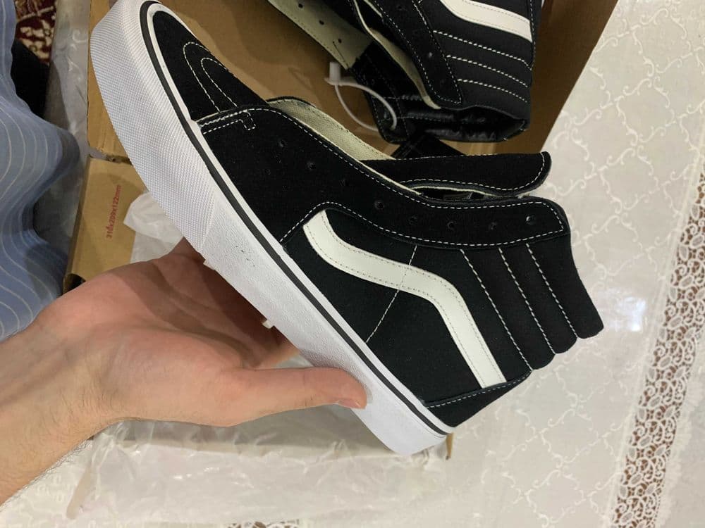 Продаю кеды Vans Sk8-Hi (Гарантия 3 месяца) 42 EUR — 2