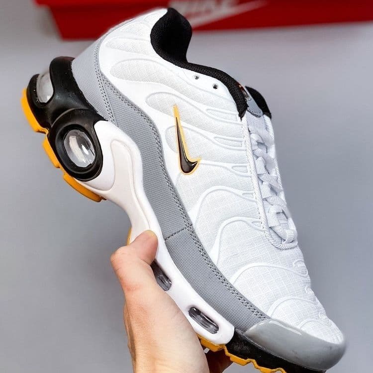 Спортивные кроссовки Nike Tn — 5