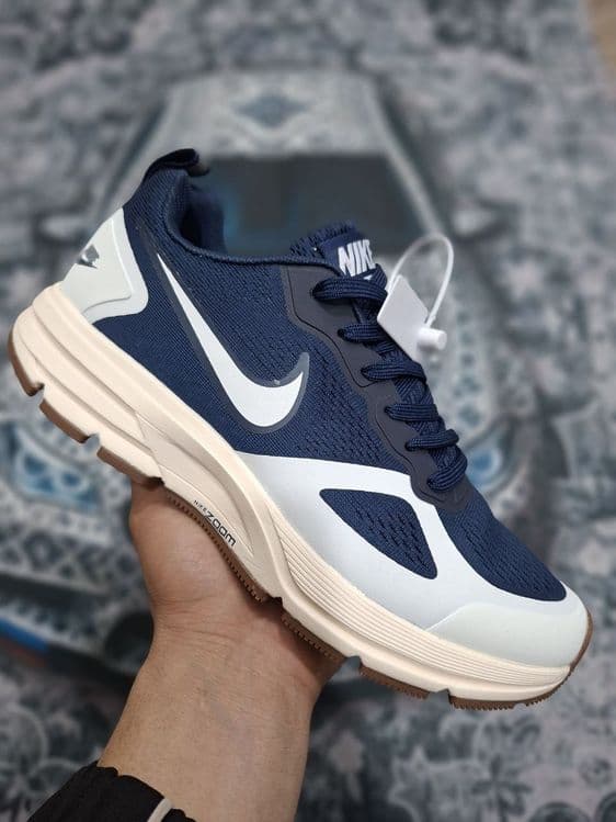 Nike Air Zoom Pegasus — 2
