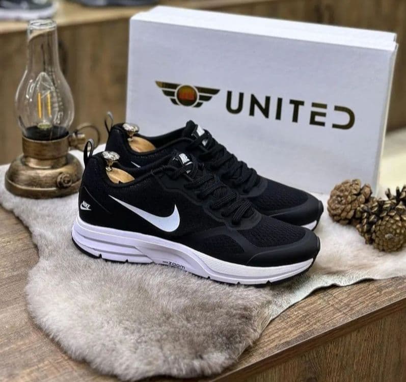 Nike Air Zoom Pegasus — 6
