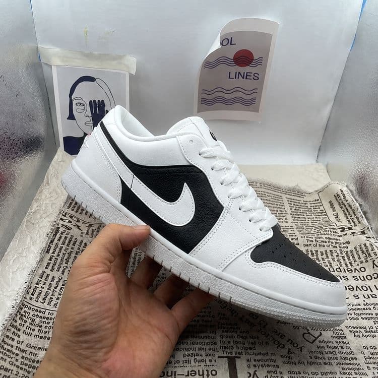 Nike Air Jordan 1 low (Panda) — 1