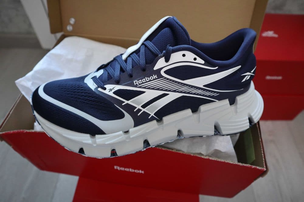 Мужские кроссовки Reebok Floatzig 2 Running оригинал new US 10 US 10.5 — 7