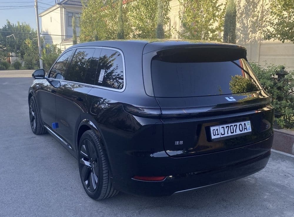 Такси водитель с личным авто LEAPMOTOR  C 16 И Li 9 Чарвак, Амирсай — 2