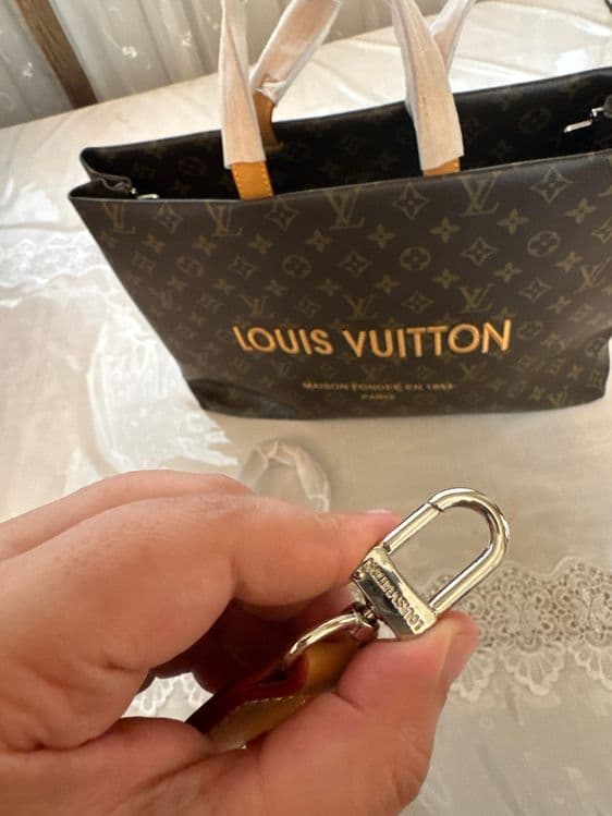 Сумка LV очень удобная — 6