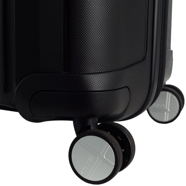 American Tourister Brado — 6