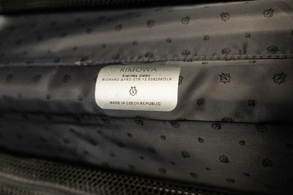 RIMOWA Bronze Collection — лимитированный чемодан (Check-In M) — 6
