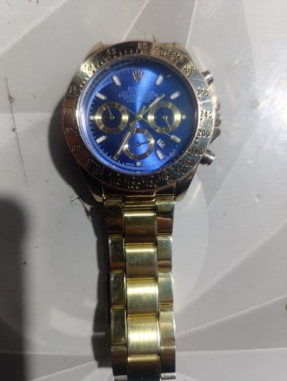 ROLEX соат сотилади состаянияси яхши кулга чиоойли туради — 2