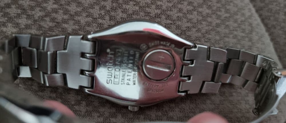 Женские часы SWATCH — 4