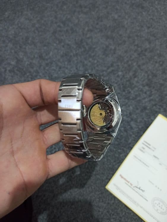 Tissot erkaklar soati shivetsariski — 4