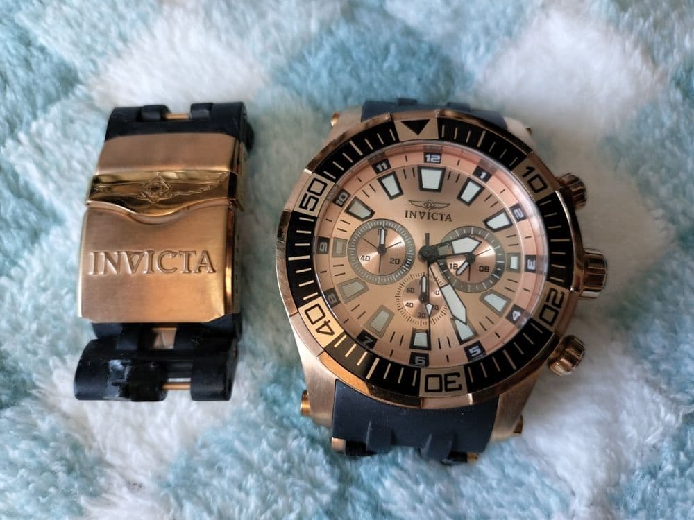 Продается часы Invicta в очень хорошем состоянии почти не ношен — 2